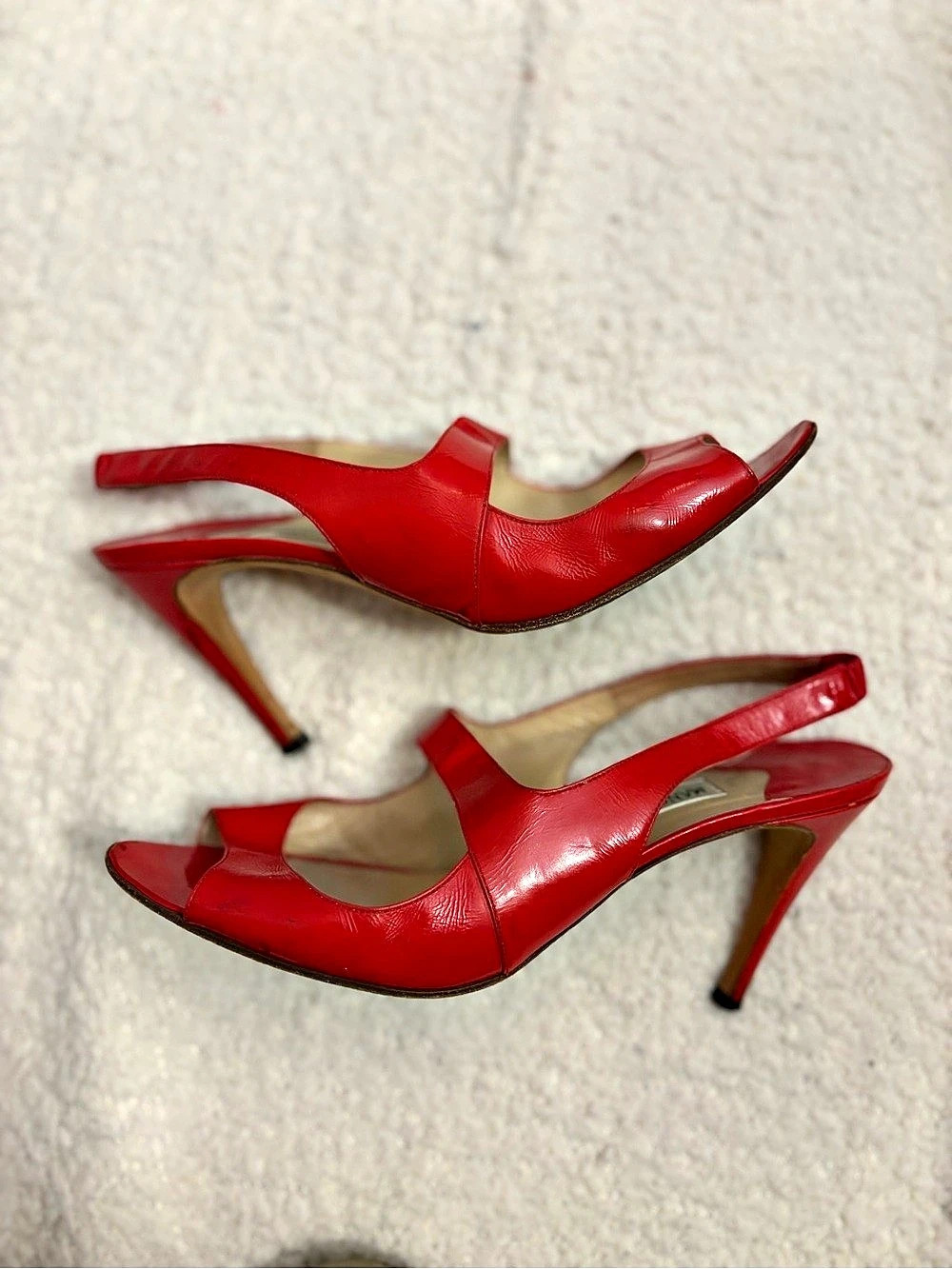 Vintage Manolo Blahnik Red Patent Leather Slingback Heels EU 39.5 - Picture 3 of 7